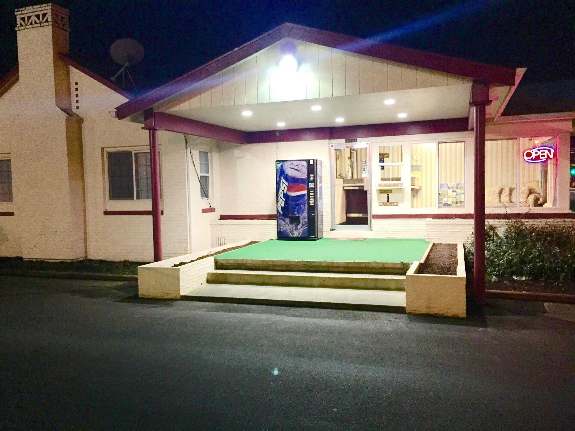 Travelers Inn Motel Salem Exterior foto
